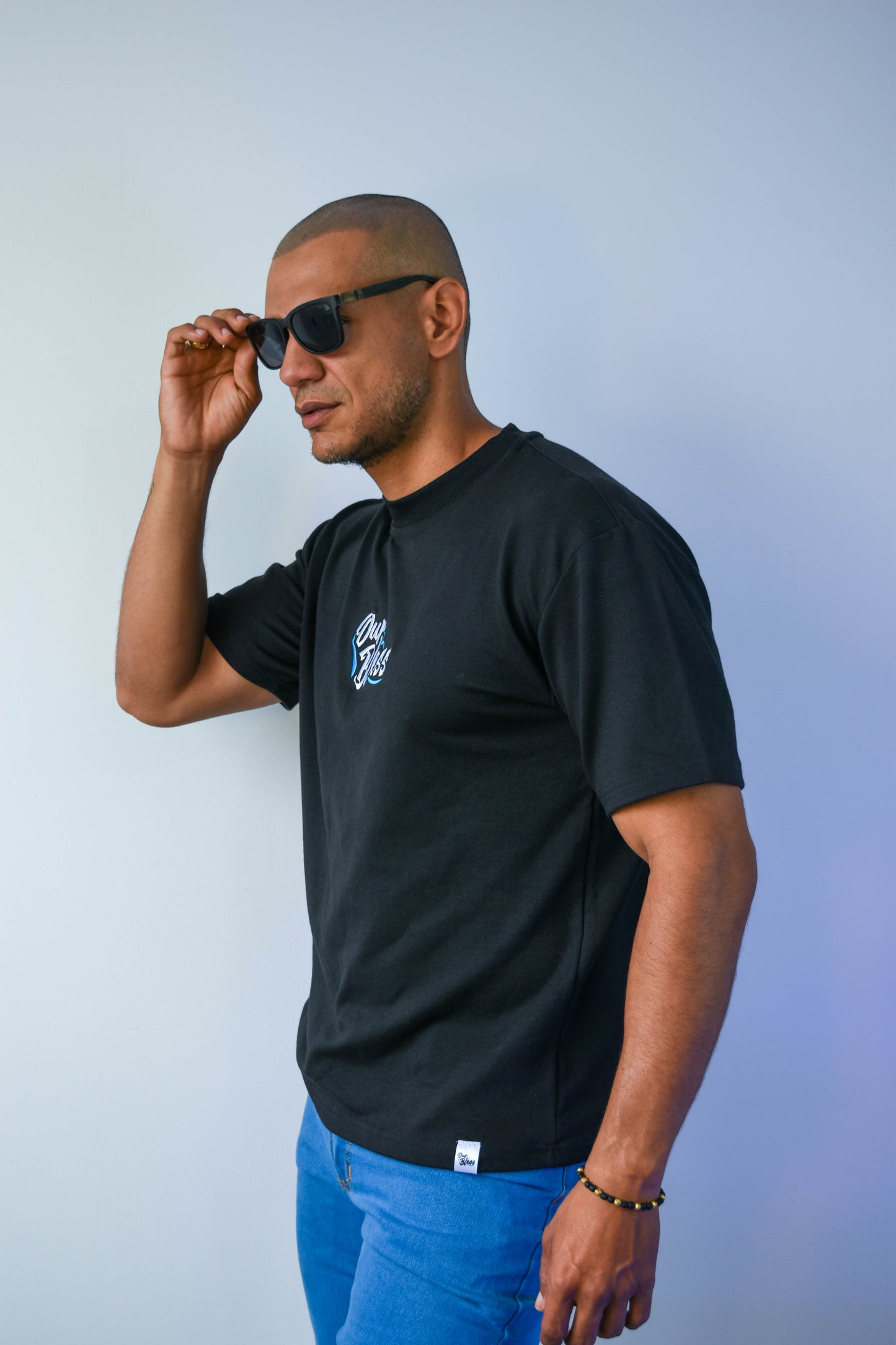 SACRED Oversized Tee Negro