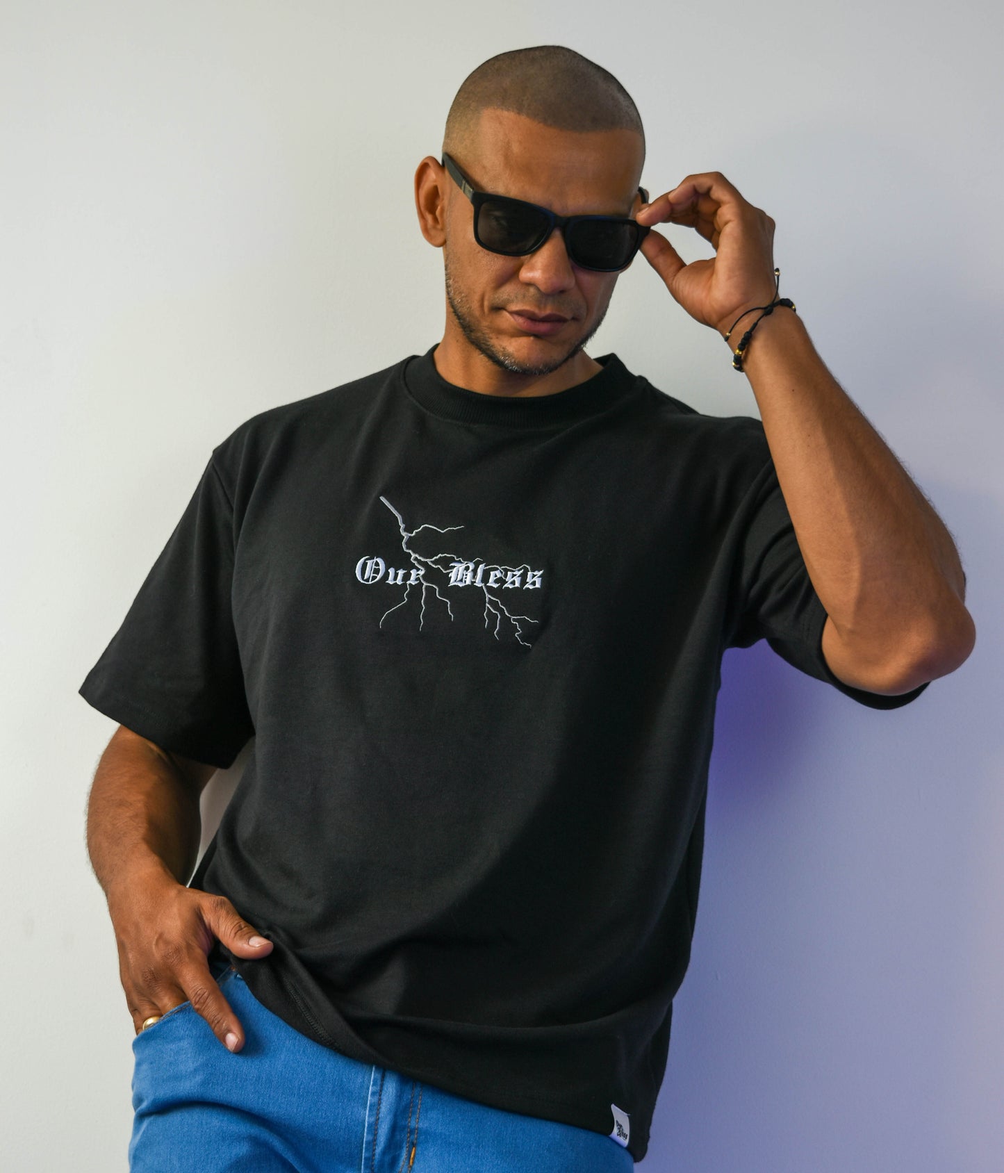 ICONIC Oversized Tee Negro